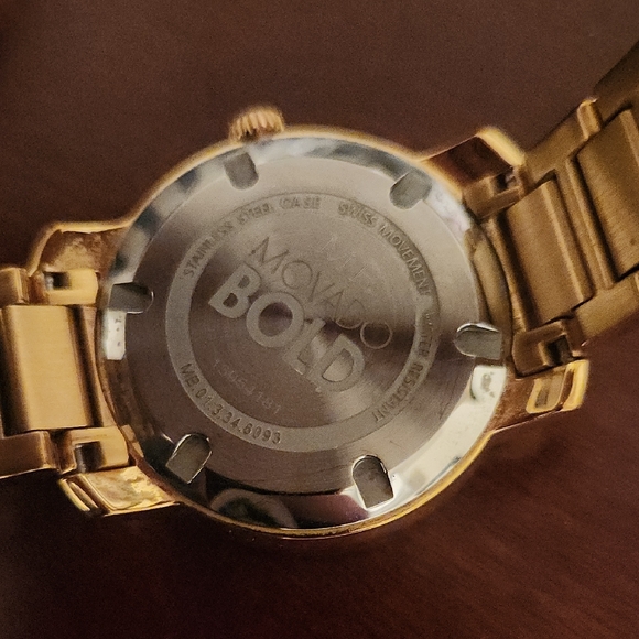 Gold tone Movado BOLD Watch - Picture 2 of 5
